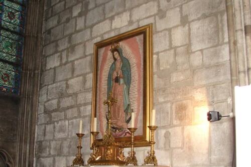 La Virgen de Guadalupe en Notre Dame se salvó del incendio