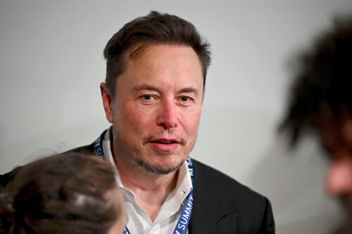 Elon Musk mantiene firme su opinión sobre el teletrabajo después de los despidos masivos de Tesla: “Es una estupidez”