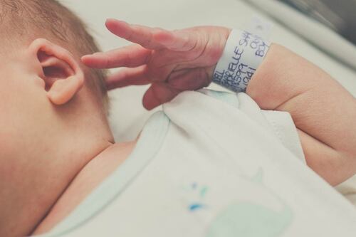 Por primera vez, la edición genética ayuda a un bebé a superar una enfermedad mortal