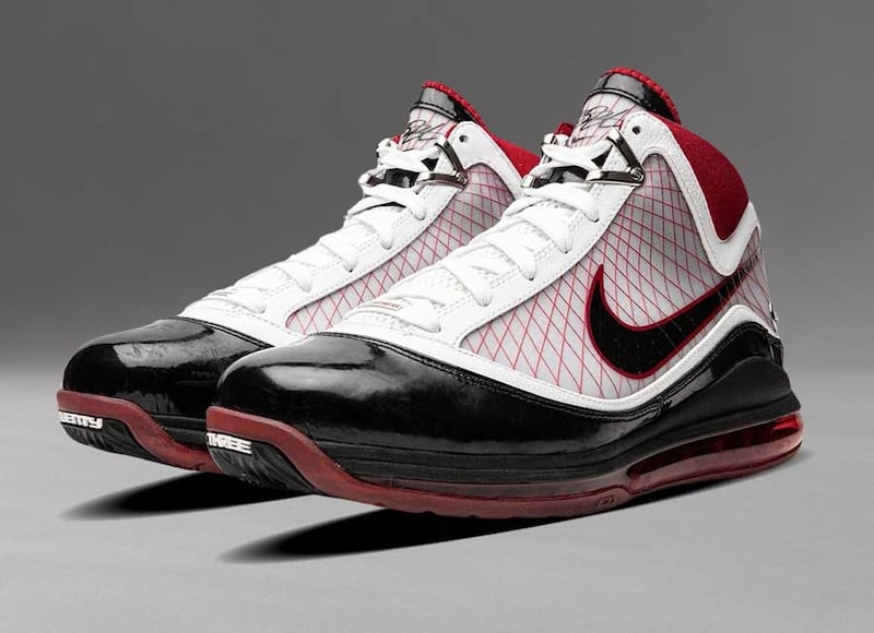 NIKE LEBRON 7 “WHITE BLACK RED”
