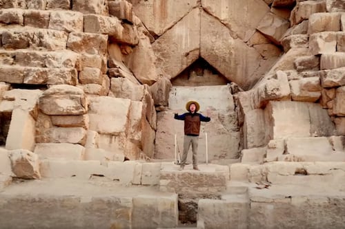 MrBeast realiza un brillante hallazgo arqueológico en una de las Pirámides de Egipto