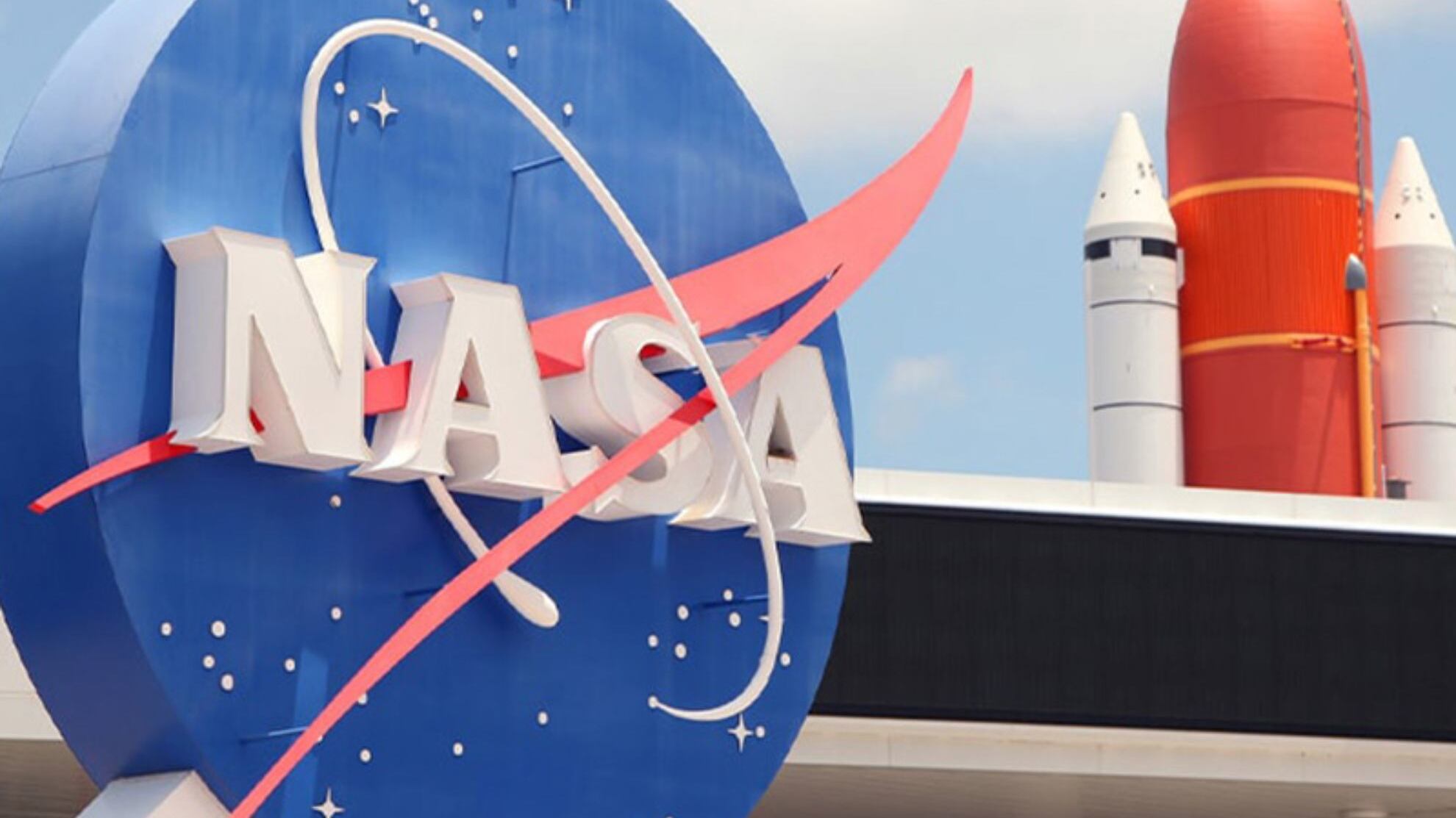 Así es como un avión civil rompe la barrera del sonido