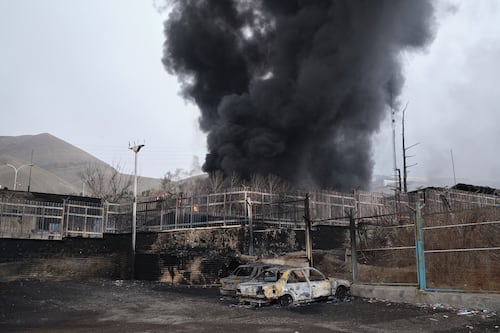 Contaminación del aire, el agua y el suelo serán daños “duraderos” de la guerra en Irán