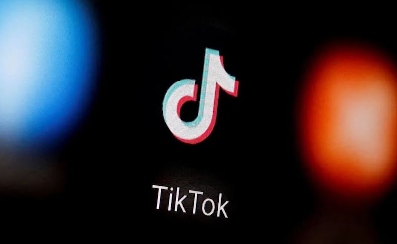 Puris alegó en la demanda que fue sometida a un trato discriminatorio relacionado con la edad y el sexo por parte de la empresa matriz de TikTok, ByteDance. | Foto: REUTERS