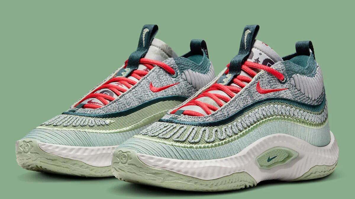 Nike Cosmic Unity 3 "Christmas"