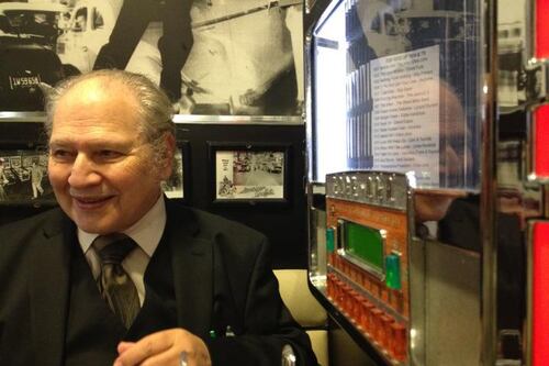 La historia del olvidado Ronald Wayne: El tercer fundador de Apple que cometió el peor error