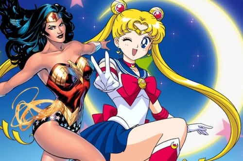 Un crossover que no vimos venir: Serena de Sailor Moon se transforma en la Mujer Maravilla en este cosplay perfecto