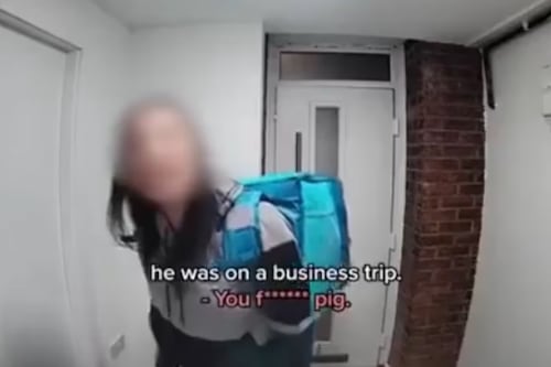 Dijo a su esposa que viajaba por negocios, pidió ‘delivery’ con su amante y fue descubierto