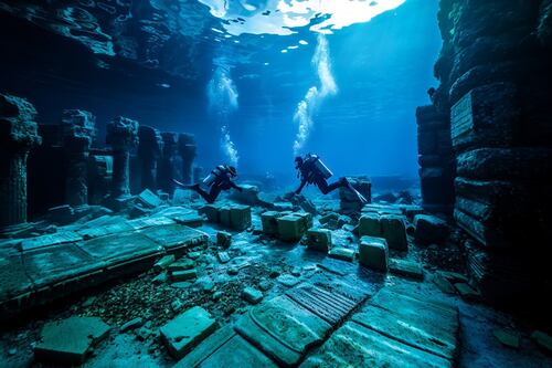 Arqueólogos marinos encuentran un tesoro en un par de barcos hundidos hace 500 años en el mar de China