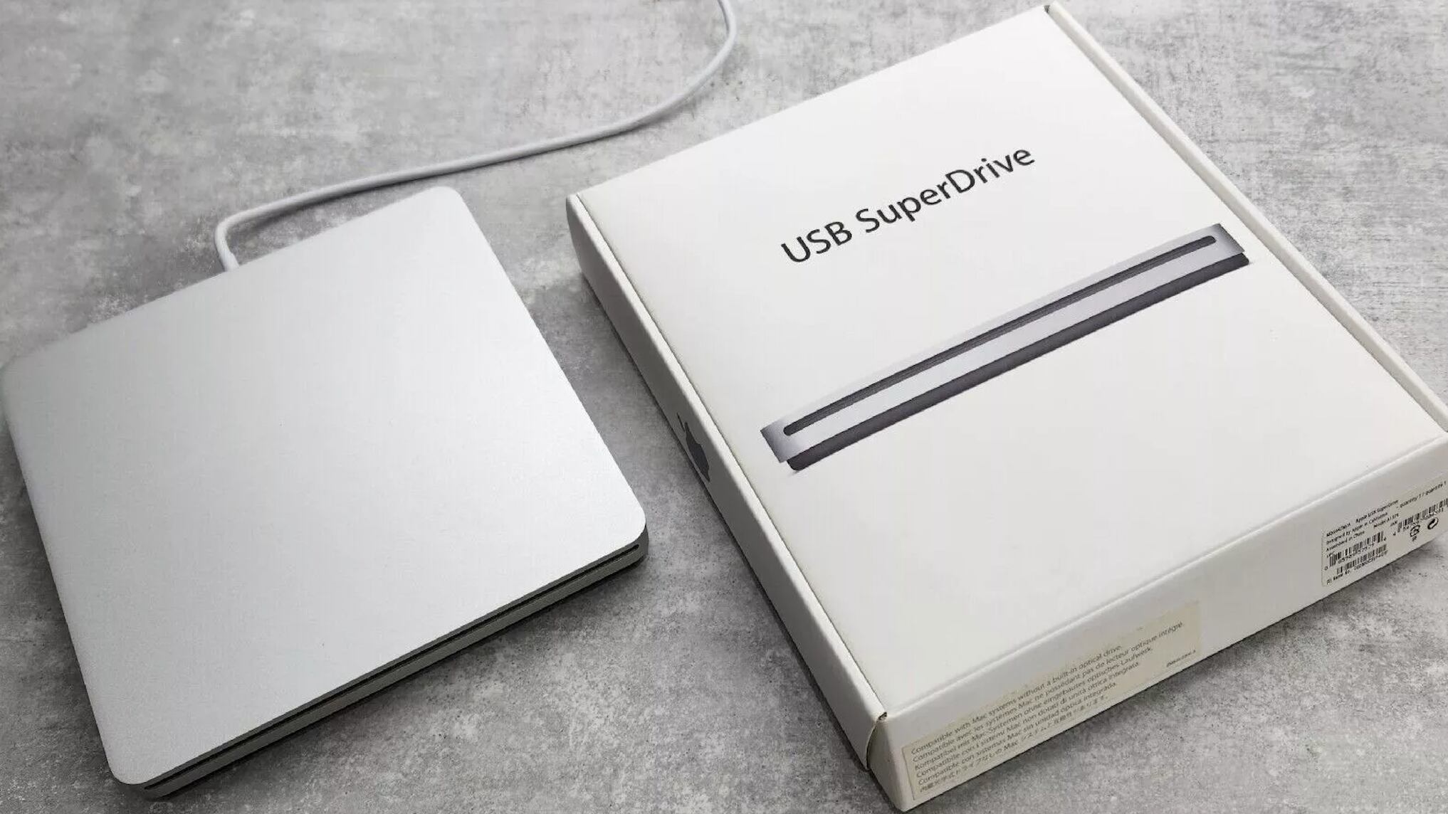 El SuperDrive USB es solo uno de los dispositivos que, aunque han quedado obsoletos, han dejado una marca indeleble en la evolución tecnológica de la compañía.