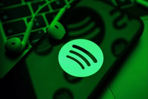 El mapa de bits de Spotify: Cómo la calidad del audio impacta directamente en tu consumo de datos este 2026