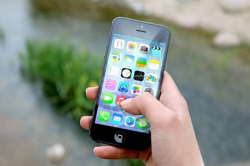 Como desativar a função oculta do iPhone que pode estar consumindo todos os seus dados móveis