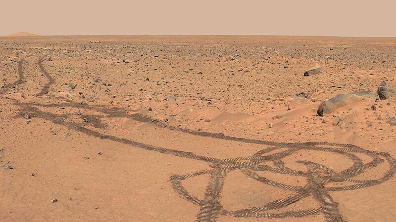 Curiosidades de un rover: ¿Por qué dibujó una ‘forma fálica’ en Marte?