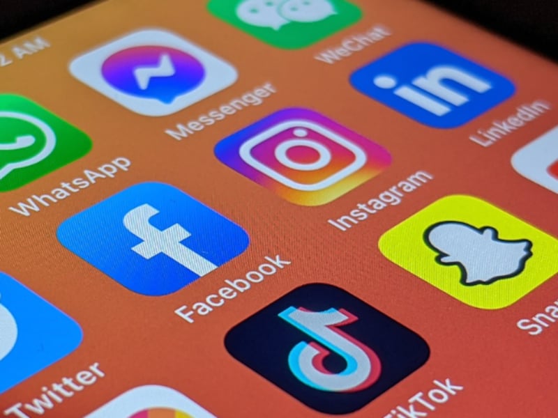 No pueden ingresar a Facebook ni a Instagram: Usuarios reportan caída de plataformas de Meta a nivel global