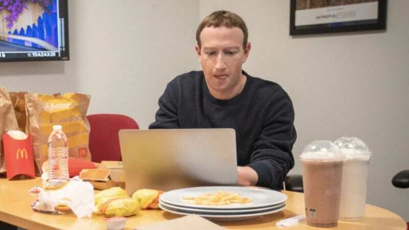 Mark Zuckerberg en McDonald's | @Zuck