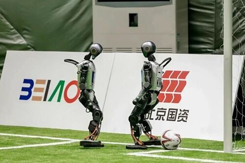 ¡Se acabó la supremacía humana! Se inauguran las primeras Olimpiadas de robots humanoides en China y así son los juegos del futuro