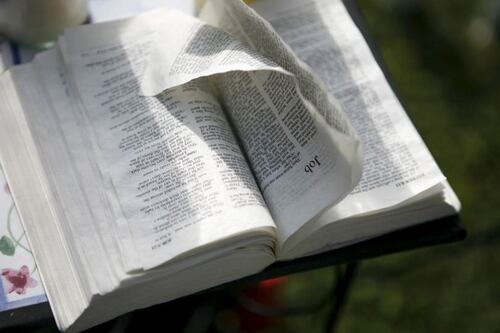 ¿Ya le dieron su piropo Cristiano?: jóvenes comparten algunos que son tendencia