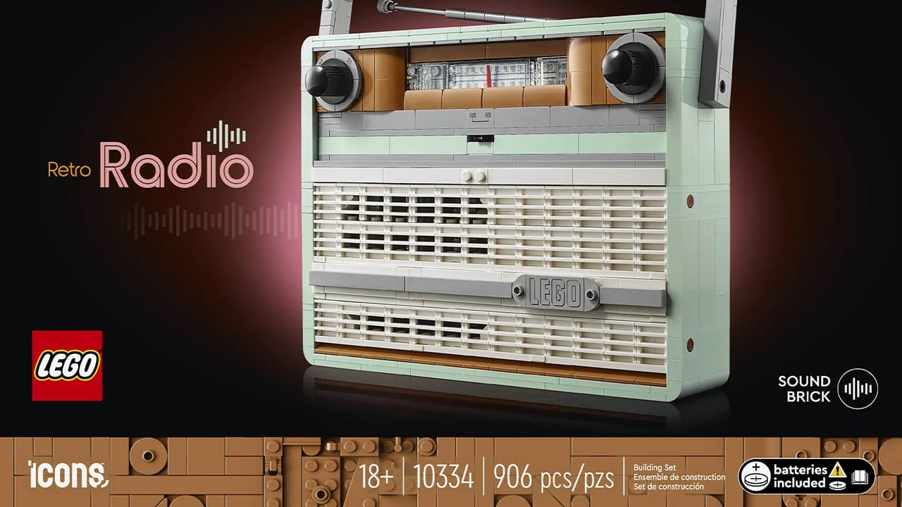 LEGO Retro Radio.