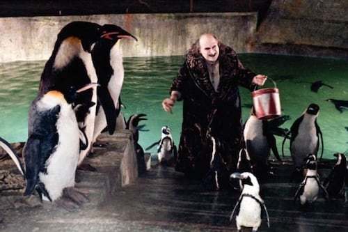 Danny DeVito dice que su Pingüino era mejor que el de Colin Farrell