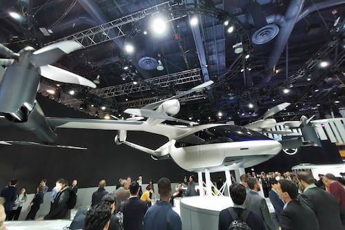 Autos voladores: el futuro de la industria automotriz se instaló en #CES2020