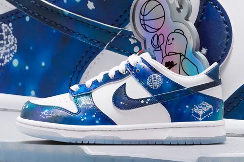 Nike y LEGO lanzan un sneaker con temática espacial