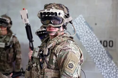 Ejército de EEUU encarga más lentes de realidad mixta a Microsoft: “Ya no dan ganas de vomitar a los soldados”