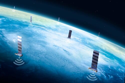 Starlink: Mientras China piensa en cómo destruir el internet de Elon Musk, Ucrania agradece su ayuda en la guerra contra Rusia