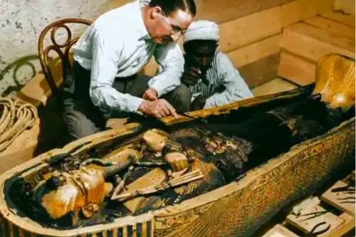 Arqueólogos británicos descubren la tumba de un faraón egipcio que sería antepasado de Tutankamón