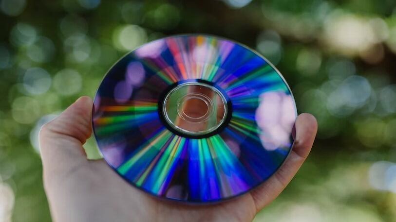 No usarán más discos compactos ni disquetes