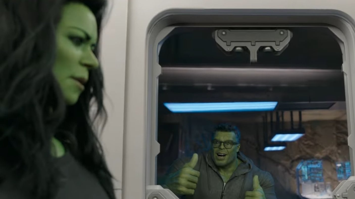 Escena de She-Hulk, con Tatiana Maslany como la protagonista y Mark Ruffalo como Hulk.
