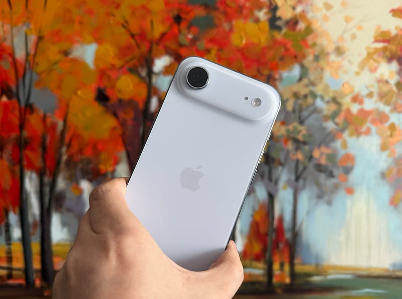 iPhone Air - FayerWayer