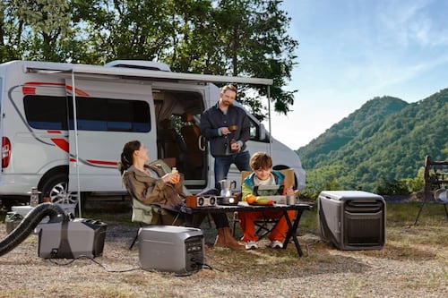 La batería portátil que puede alimentar una casa completa durante días: El fin de los apagones