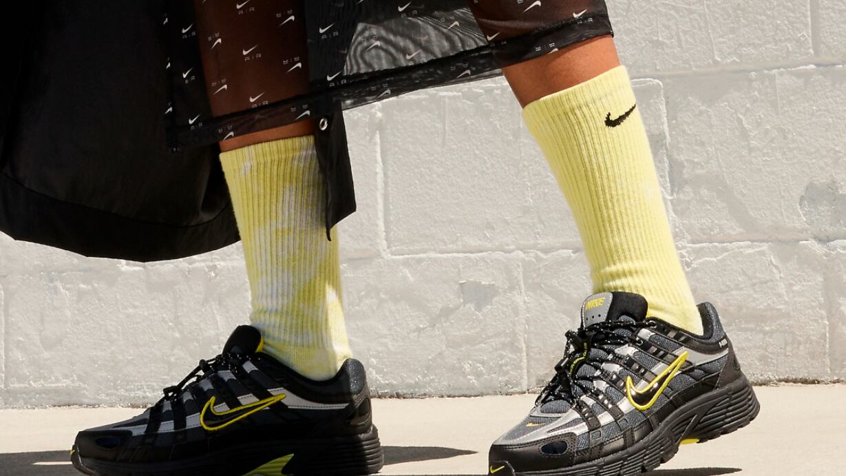 Nike P-6000 “Anthracite/High Voltage”