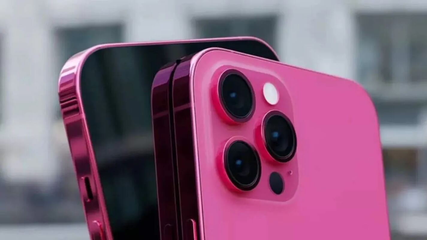Al parecer Apple buscaría repetir la jugada con los puertos Lightning si migra a USB-C con el iPhone 15 utilizando ahora cables propietarios.