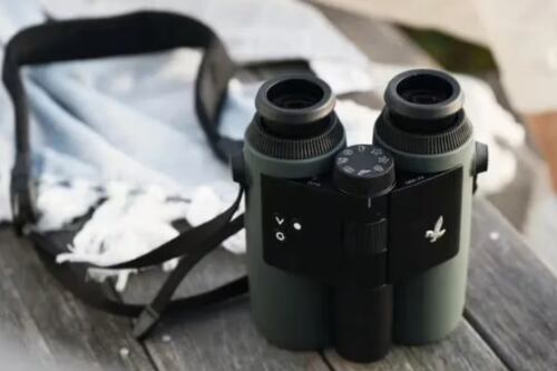 Estos binoculares pueden identificar más de 9.000 especies de aves y animales, gracias a la IA