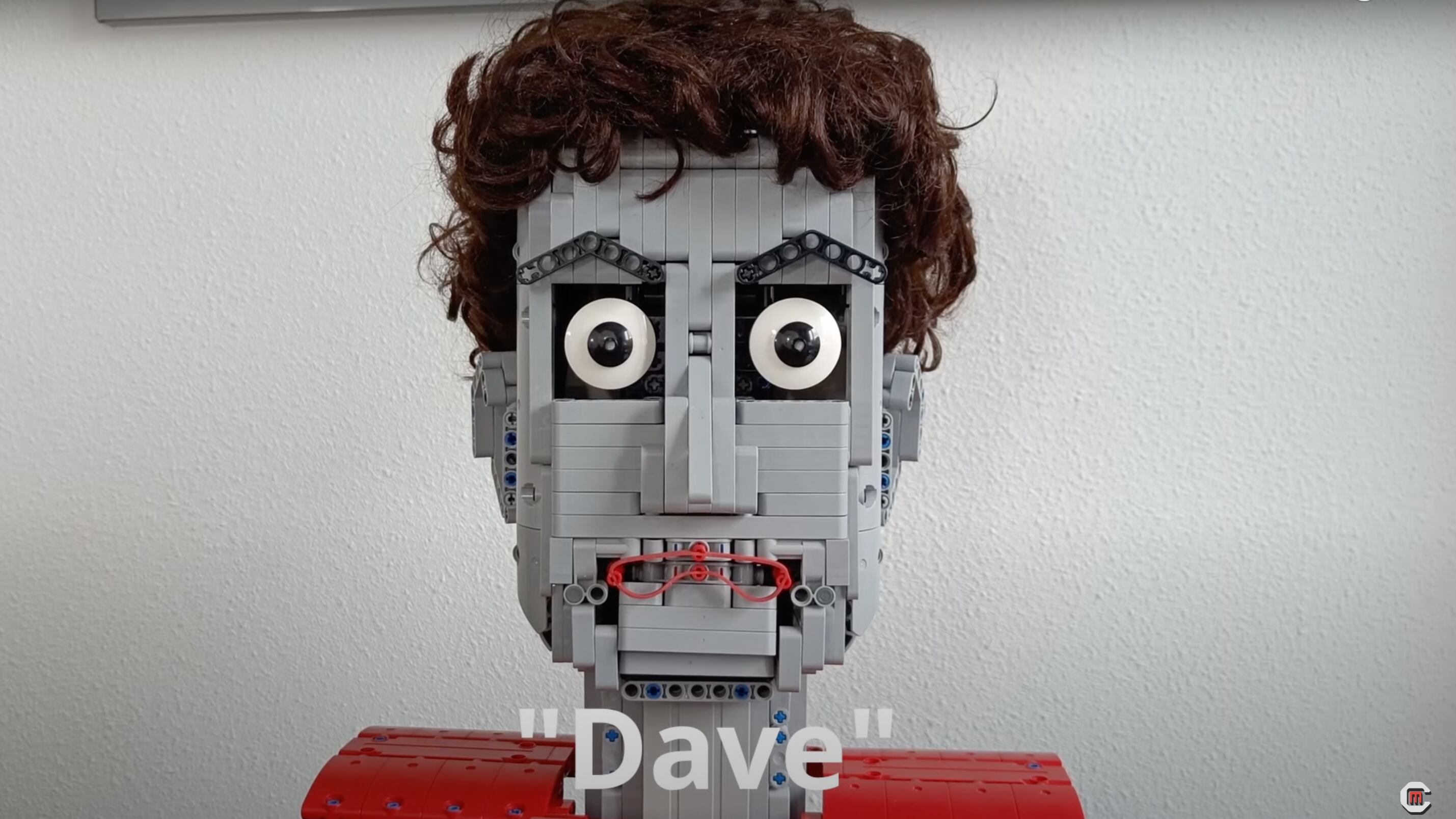 Dave es un robot que ha capturado la atención de miles de personas en todo el mundo.