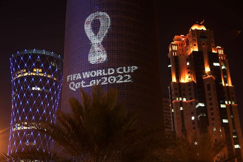 Estas dos apps que deben instalar todos los fanáticos que vayan al Mundial de Qatar 2022 generan polémica