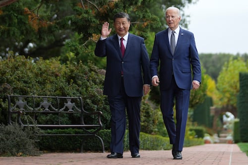 Desde Elon Musk a Tim Cook: Estos son los líderes tecnológicos que asistieron a la cena con Joe Biden y Xi Jinping