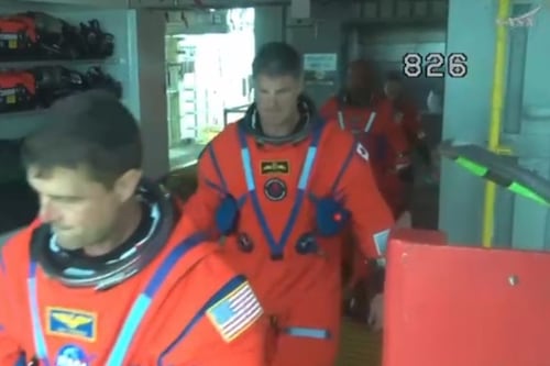 EN VIVO: Momento en que tripulación de Artemis II hace su abordaje