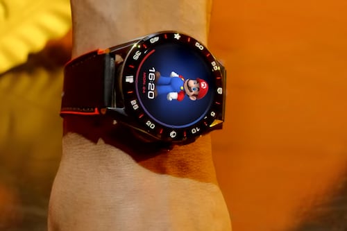 Nintendo enloquece y crea smartwatch de Super Mario Bros. con TAG Heuer