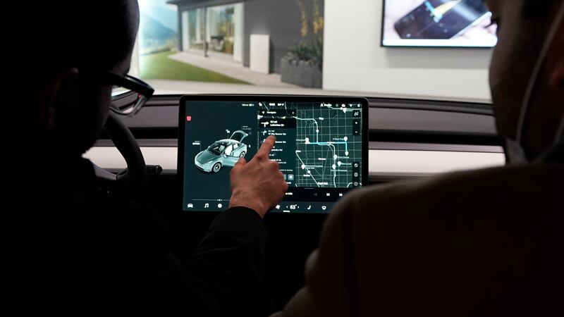 Elon Musk prometió la solución que prácticamente toda la humanidad ha estado esperando para sus vehículos