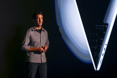 De atleta universitario al trono tecnológico: 5 cosas que nadie te contó sobre el pasado de John Ternus