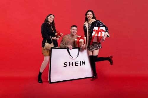 De la app a la calle: Shein abre tiendas físicas en medio de la controversia del ultra fast fashion