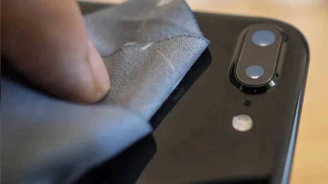 Limpiar la cámara de tu teléfono es necesario para tomar buenas fotos