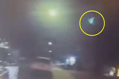Policía graba OVNI y reportan presencia de aliens en la zona