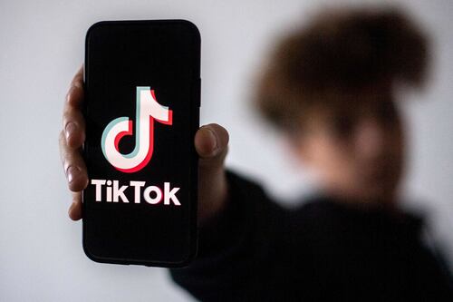 ¿Lo harán en América Latina? Dinamarca prohíbe a sus empleados usar TikTok en sus dispositivos oficiales