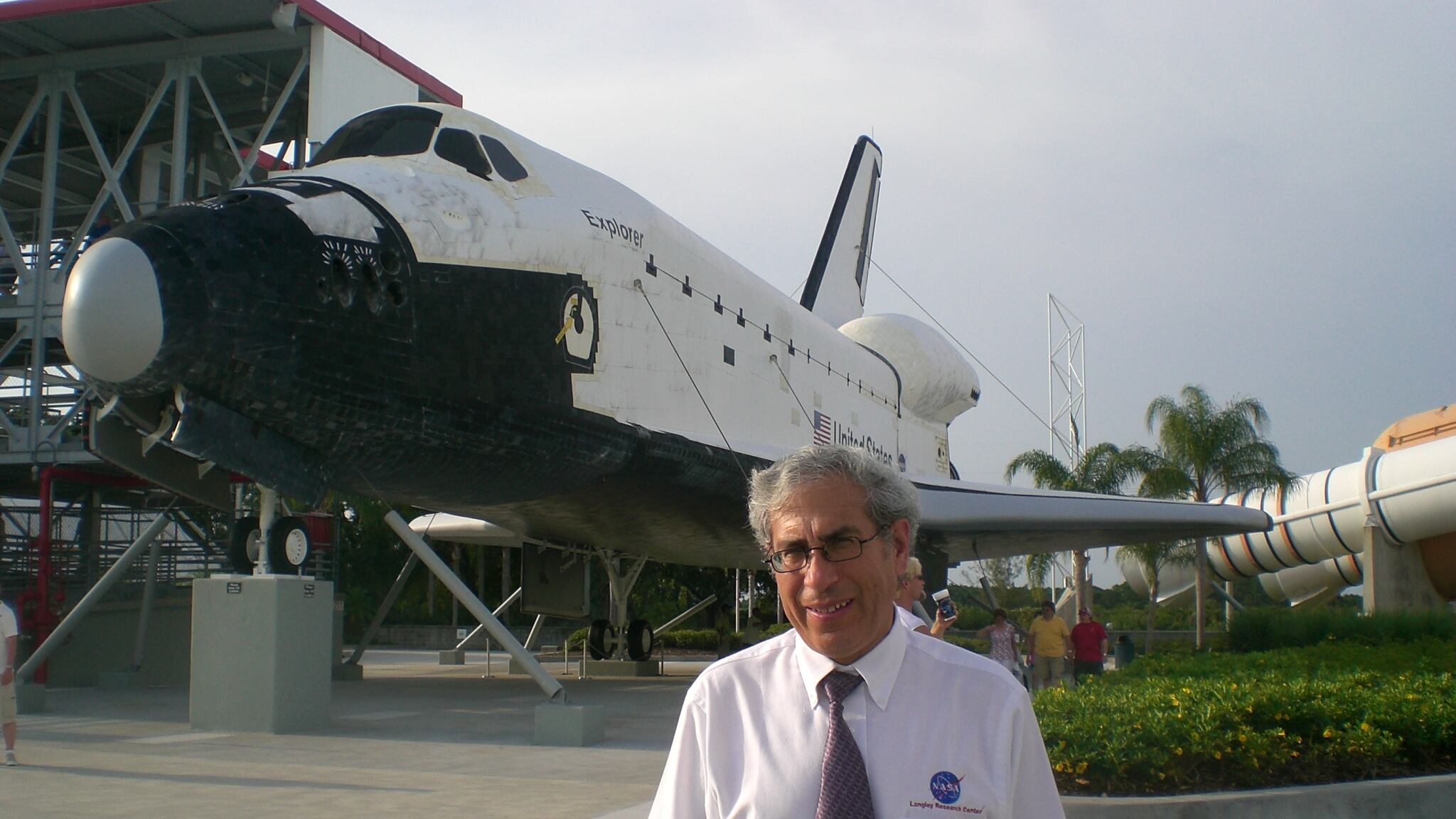 José Granda, científico ecuatoriano de la NASA, recibió premio internacional Fellow 2022