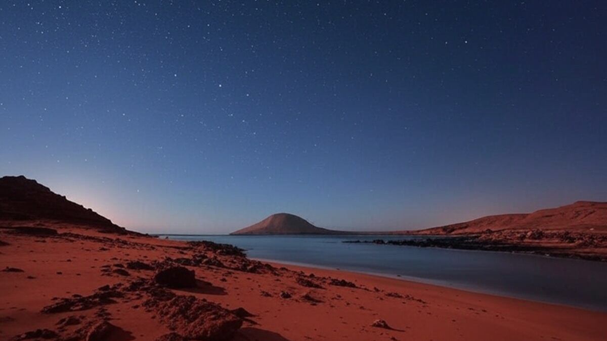 Playa en Marte - Imagen ilustrada por la inteligencia artificial de Grok