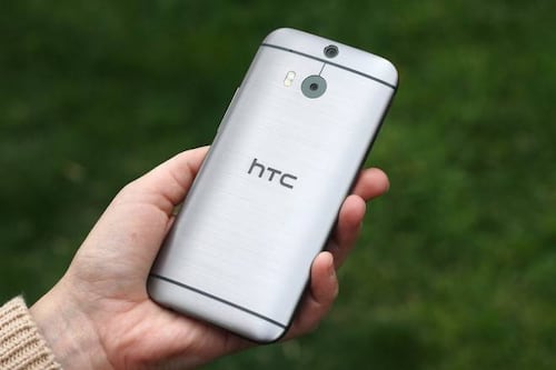 HTC One M8 versión de plástico para el próximo mes
