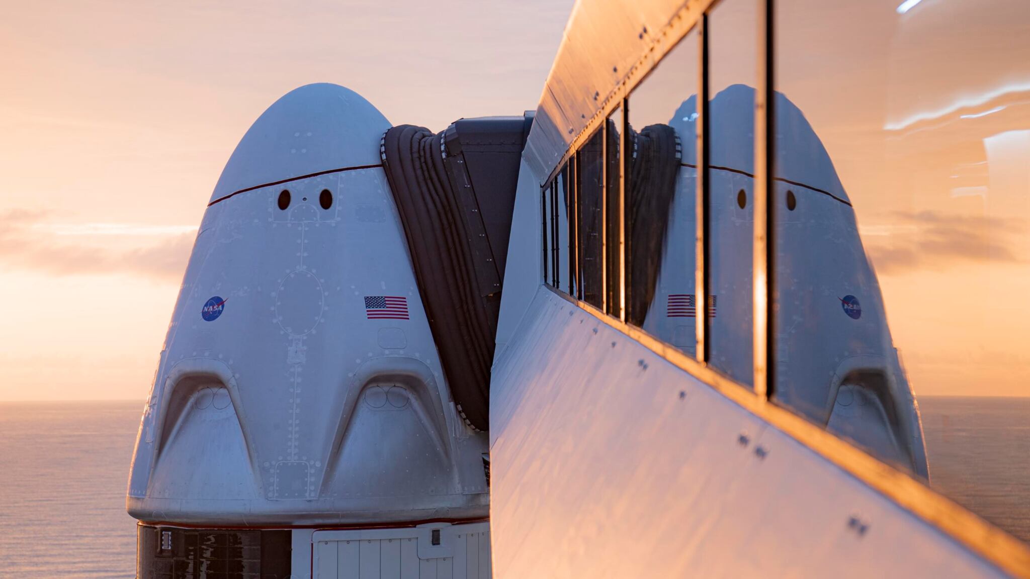 Desde su fundación en 2002, la compañía ha lanzado múltiples misiones tripuladas y no tripuladas, y ha sido el principal proveedor de transporte hacia y desde la Estación Espacial Internacional (EEI) para la NASA desde 2020.